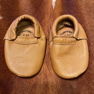 Classic Brown Fringeless Moccasins